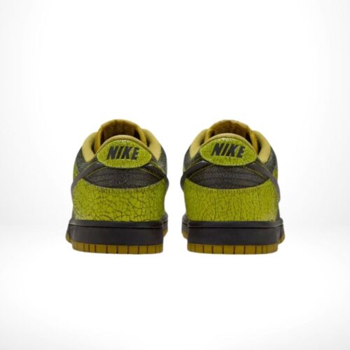 Rear view of the Air Nike Dunk Low