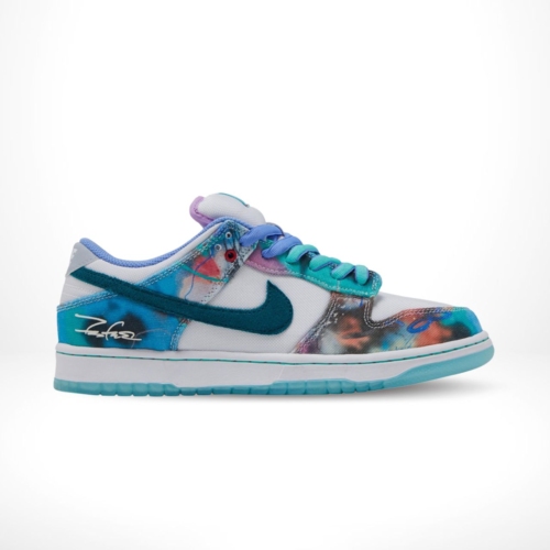 Side view of the Nike SB Dunk Low