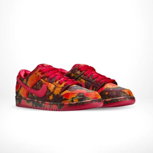Alternative view of Nike SB Dunk Low X The Wizard Of OZ Red University Gold