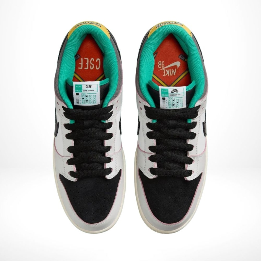 Top-down view of the Nike SB Dunk Low