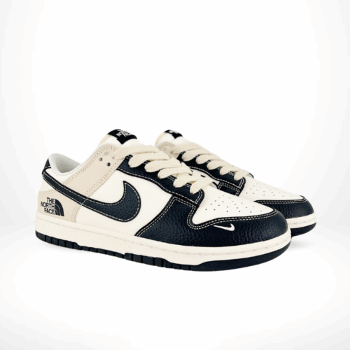 Alternative view of Nike SB Dunk Low X The North Face White Black Rice Hook