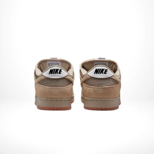 Rear view of the Air Nike Dunk Low