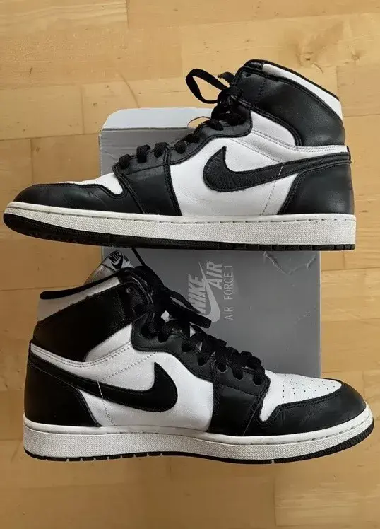 NIKE AIR JORDAN 1 HIGH OG WHITE BLACK DZ5485 010 photo review