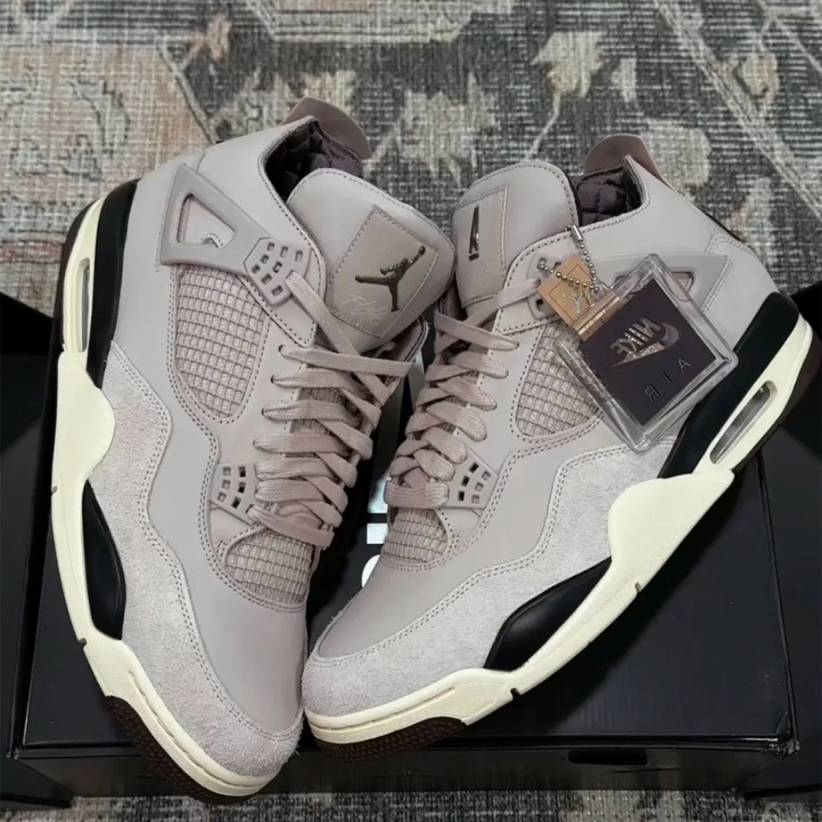 NIKE AIR JORDAN 4 FOSSIL STONE X A MA MANIERE PHANTOM METALLIC PEWTER VIOLET ORE LIGHT IRON ORE MUSLIN BURGUNDY CRUSH FZ4810 001 photo review
