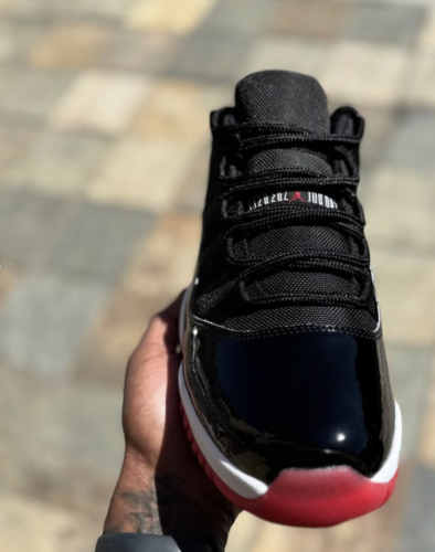 NIKE AIR JORDAN 11 RETRO LOW BRED BLACK FV5104 006 photo review