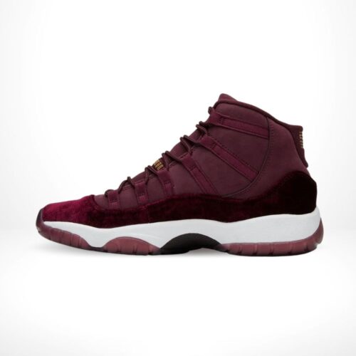 Medial side view of the Air Jordan 11