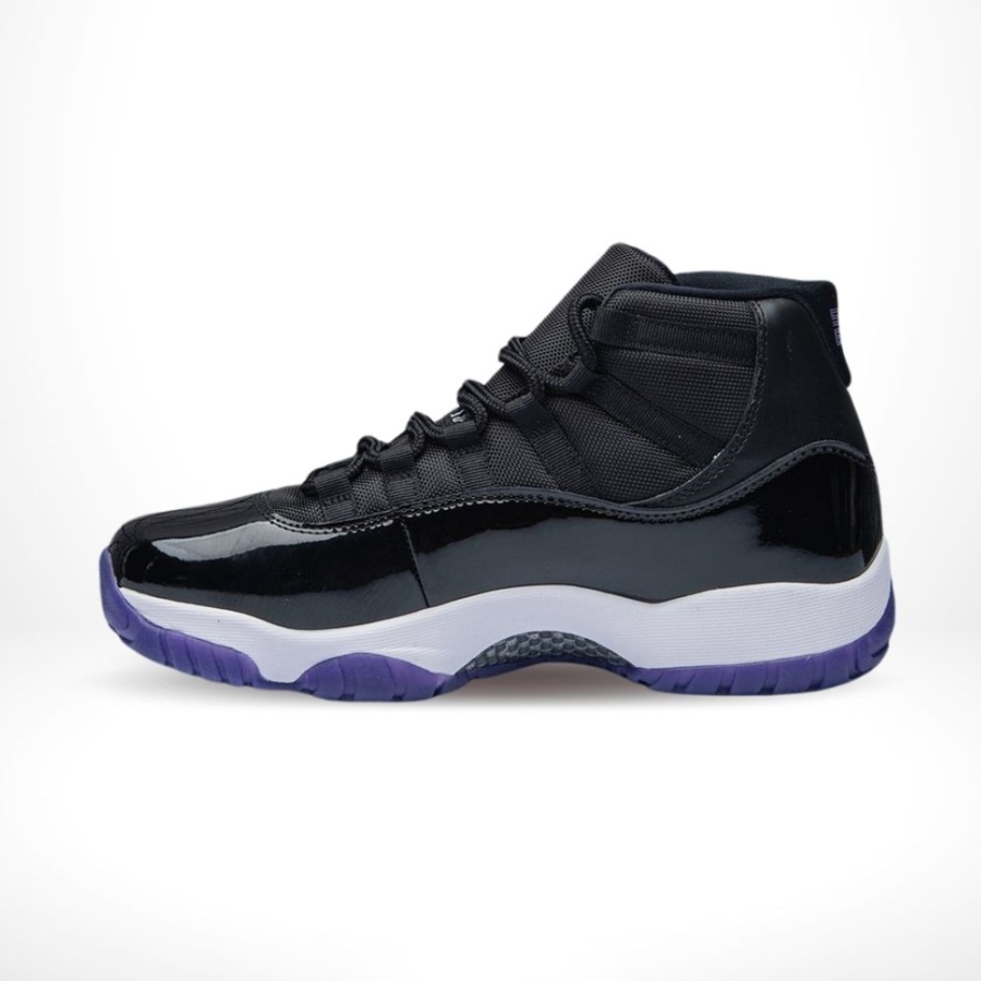 Medial side view of the Air Jordan 11