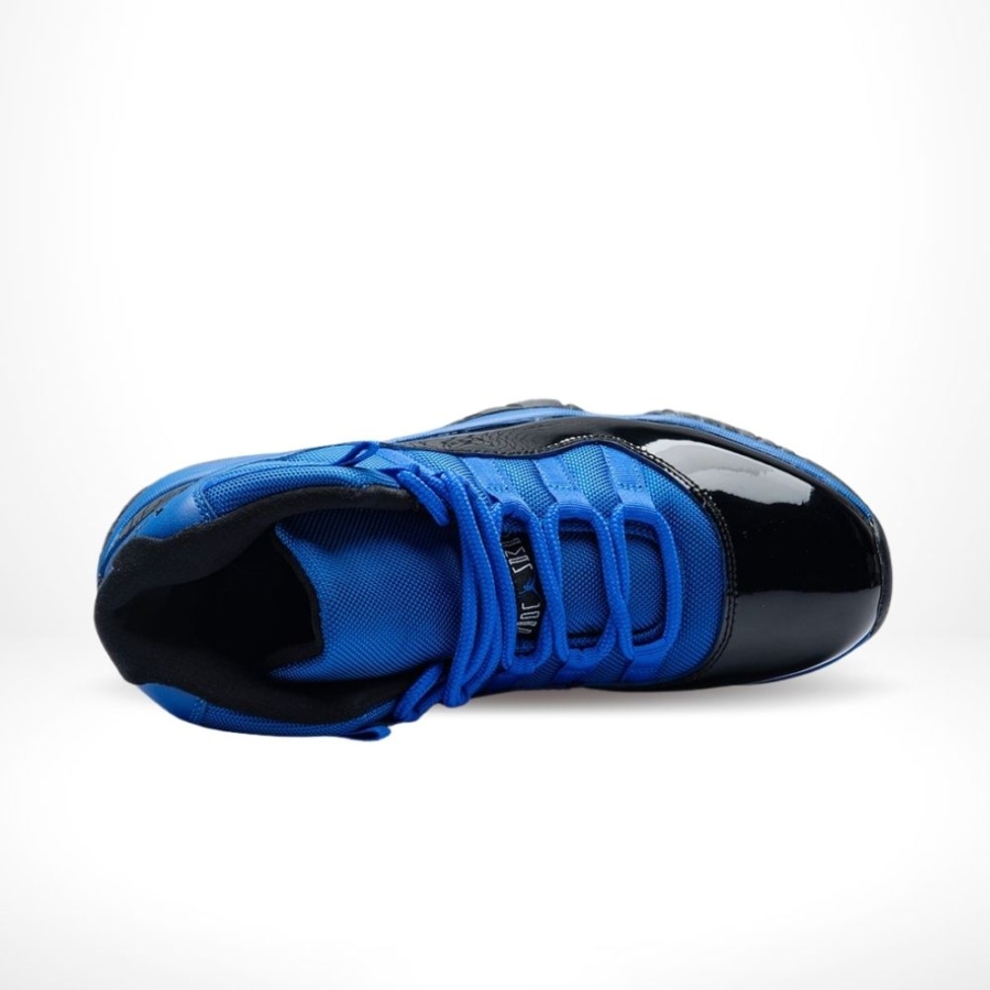 Top-down view of the Air Jordan 11