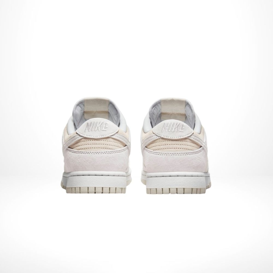 Rear view of the Air Nike Dunk Low