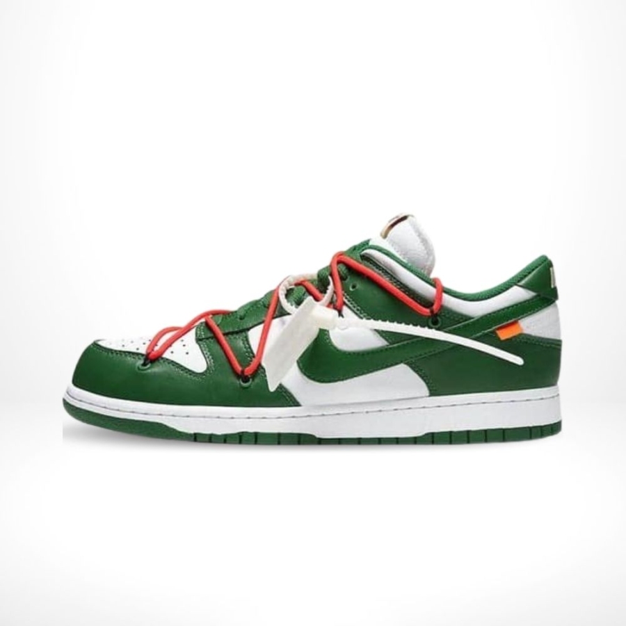 Medial side view of the Air Nike Dunk Low