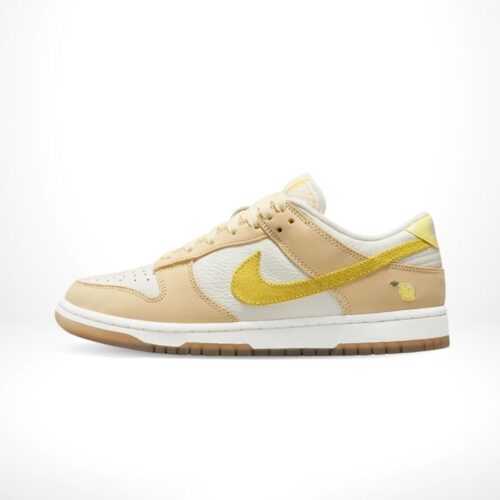 Medial side view of the Air Nike Dunk Low