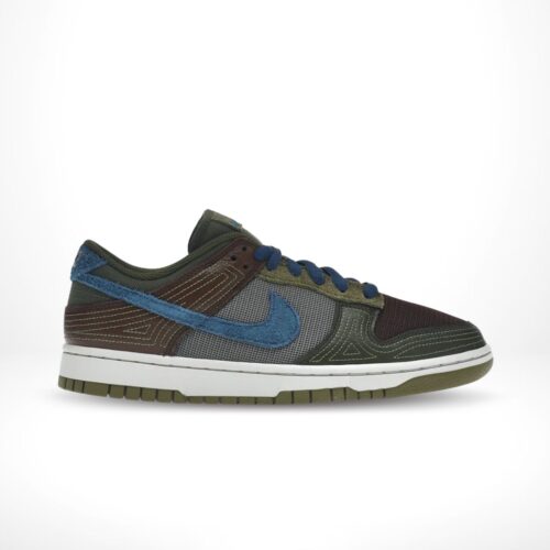 Side view of the Nike Dunk Low