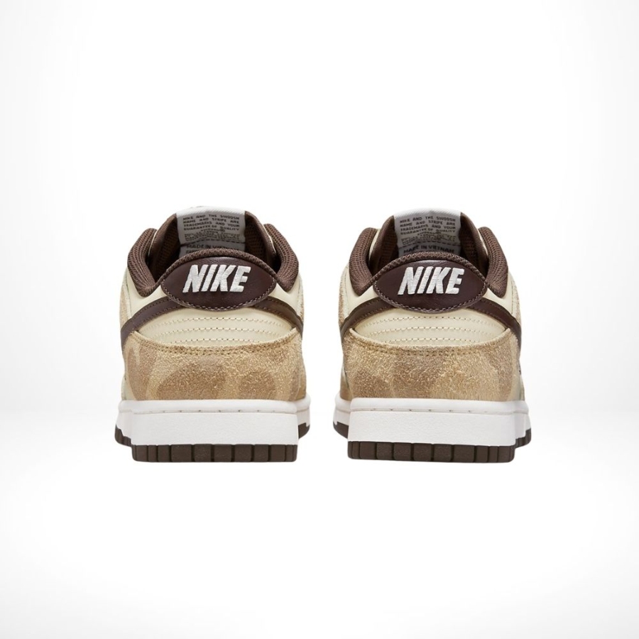 Rear view of the Air Nike Dunk Low