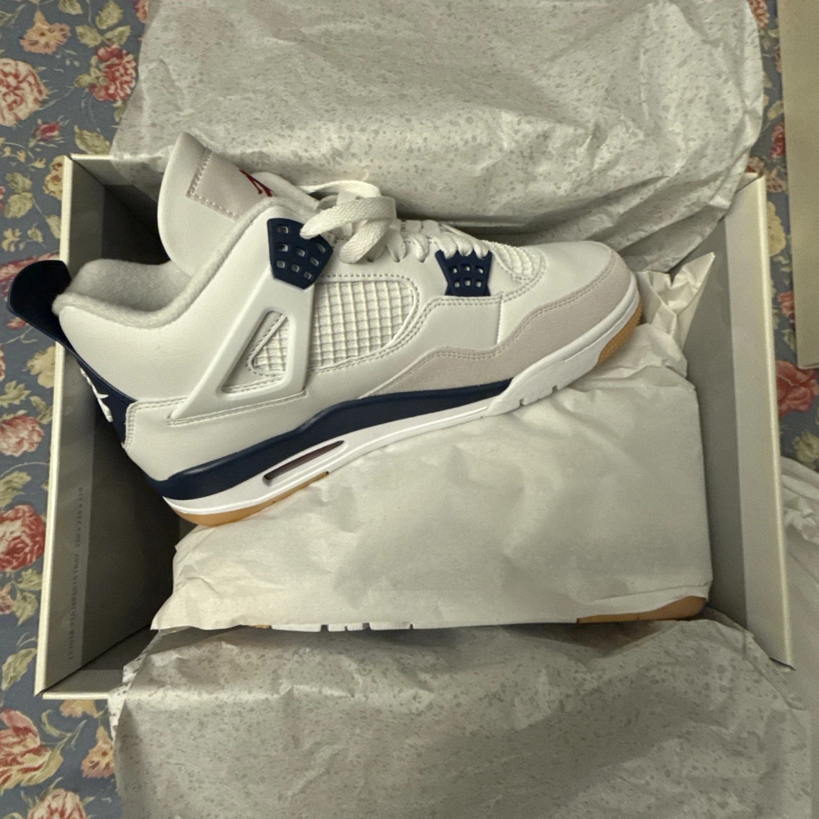 NIKE SB X AIR JORDAN 4 SAPPHIRE BLUE photo review
