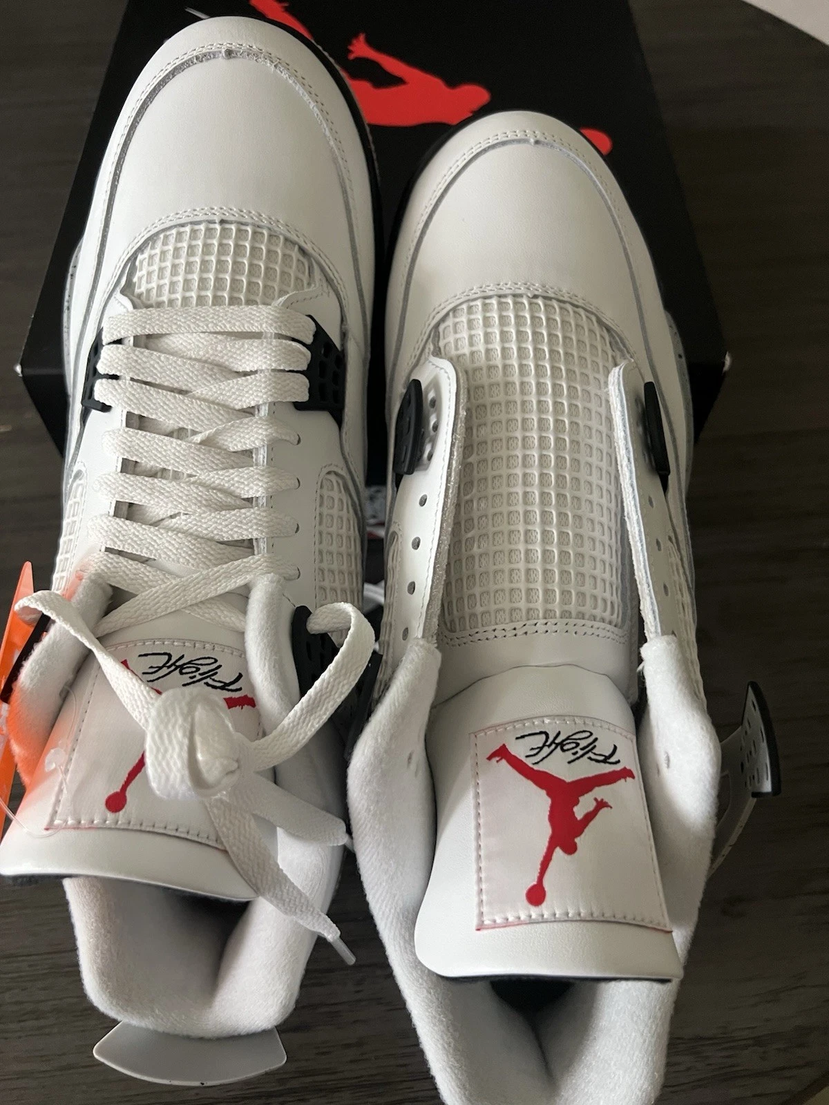 NIKE AIR JORDAN 4 WHITE CEMENT 2025 SUMMIT WHITE FIRE RED TECH GREY BLACK FV5029 100 photo review