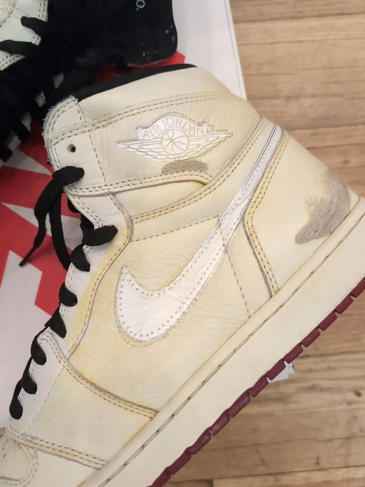 NIKE AIR JORDAN 1 RETRO HIGH NIGEL SYLVESTER SAIL VARSITY RED REFLECT SILVER WHITE BV1803 106 photo review