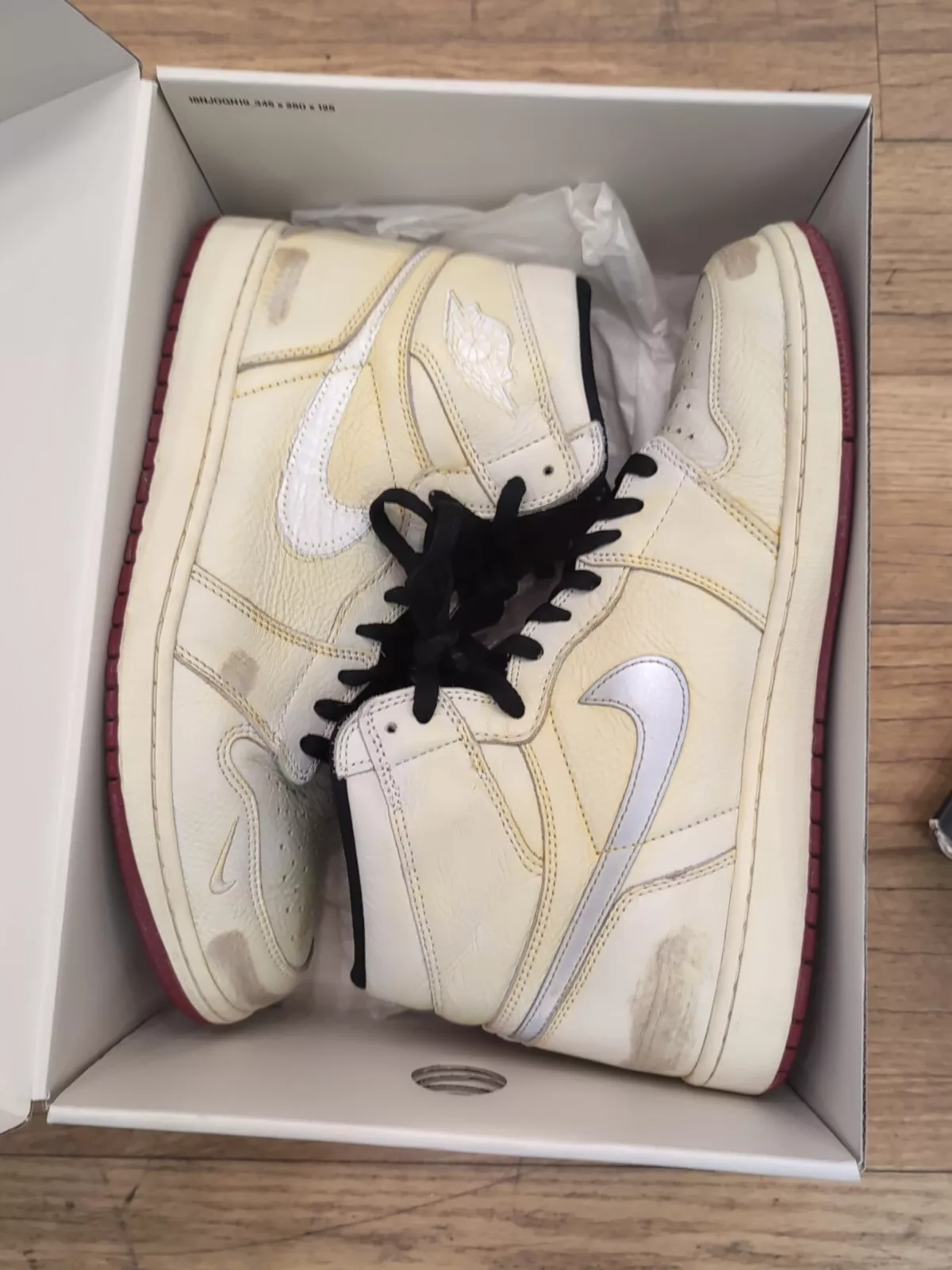 NIKE AIR JORDAN 1 RETRO HIGH NIGEL SYLVESTER SAIL VARSITY RED REFLECT SILVER WHITE BV1803 106 photo review