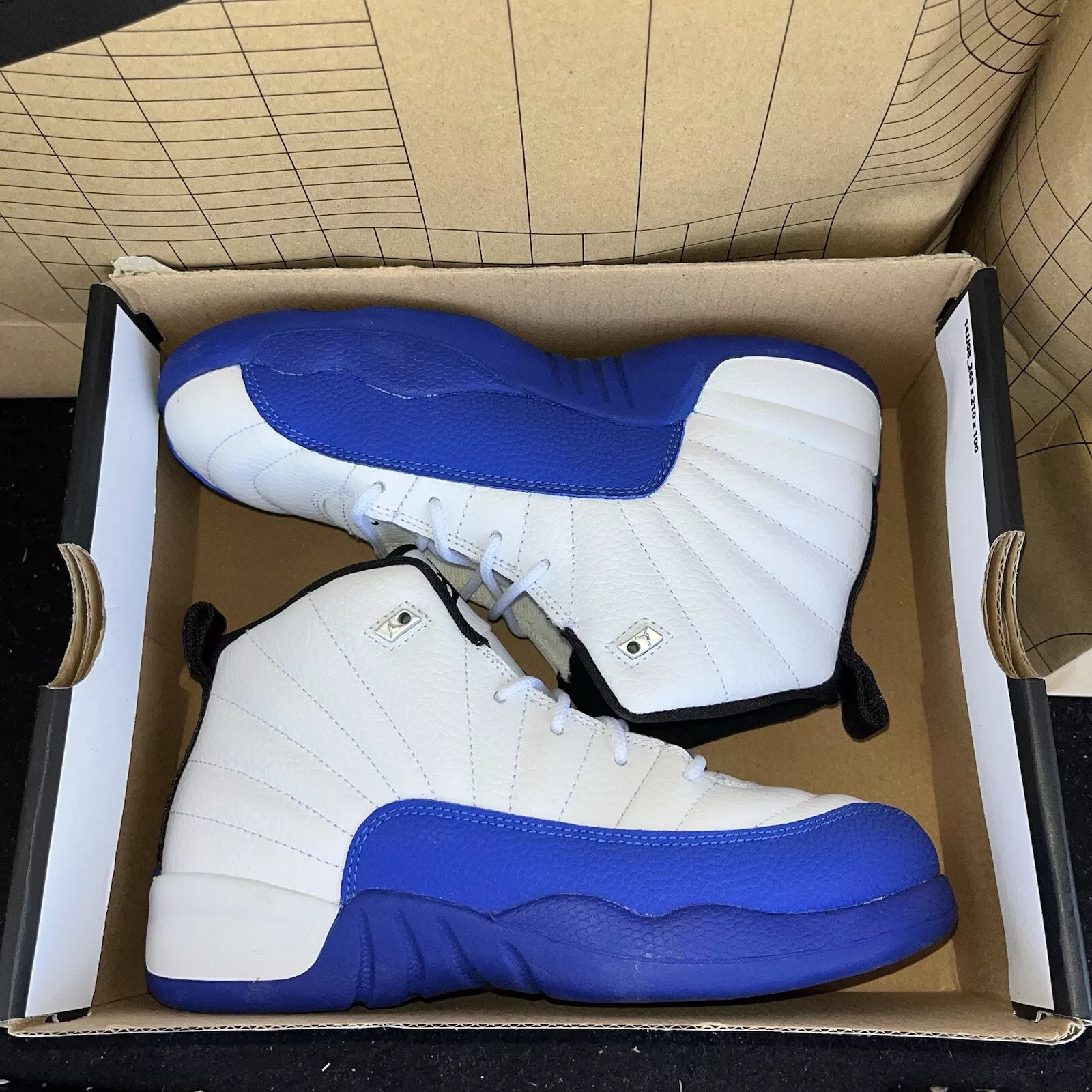 NIKE AIR JORDAN 12 RETRO BLUEBERRY WHITE BLACK GAME ROYAL CT8013 140 photo review