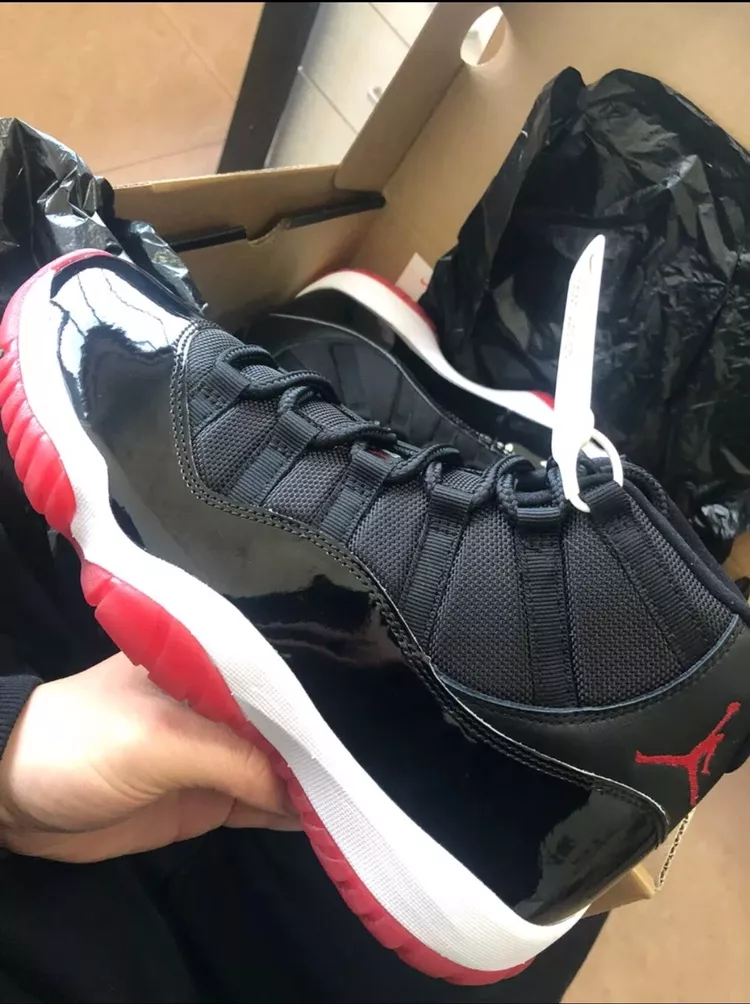 NIKE AIR JORDAN 11 RETRO BRED 378037 061 photo review