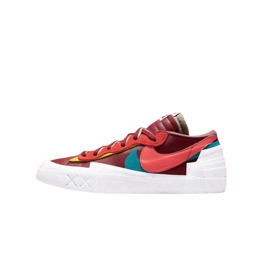 NIKE SACAI X KAWS X BLAZER LOW TEAM RED DM7901 600 - Image 2