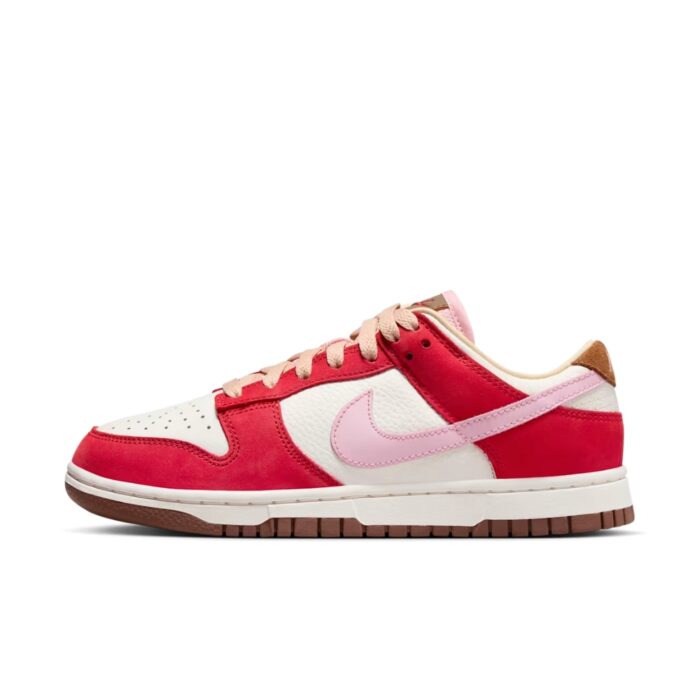 NIKE DUNK LOW BACON SPORT RED SHEEN SAIL MEDIUM BROWN FB7910 600 - Image 3
