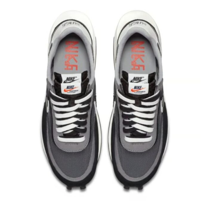 NIKE LD WAFFLE SACAI BLACK WHITE BV0073 001 - Image 4