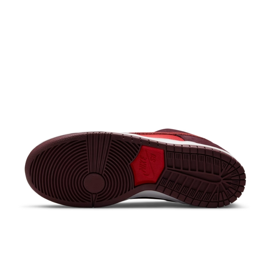 NIKE SB DUNK LOW CHERRY BURGUNDY CRUSH TEAM RED DM0807 600 - Image 6
