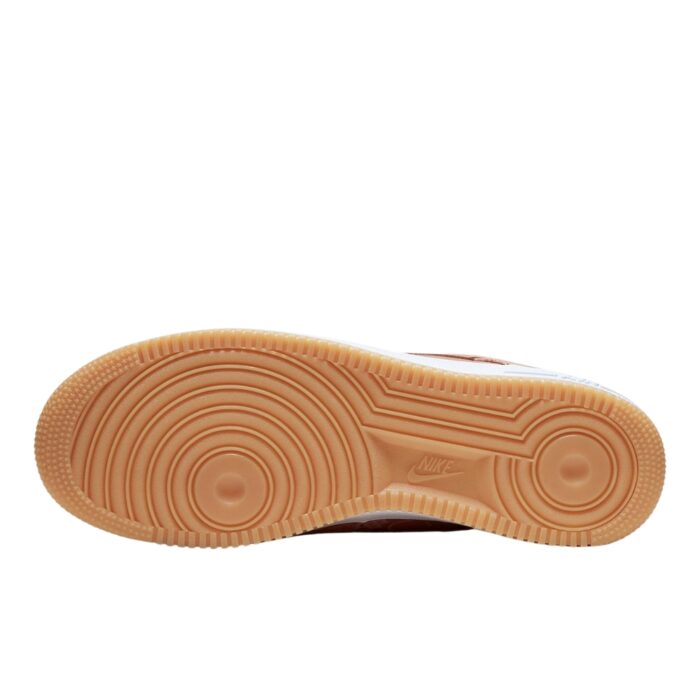 NIKE AIR FORCE 1 LOW CLOT ROSE GOLD SILK ROSE GOLD WHITE GUM LIGHT BROWN CJ5290 600 - Image 6