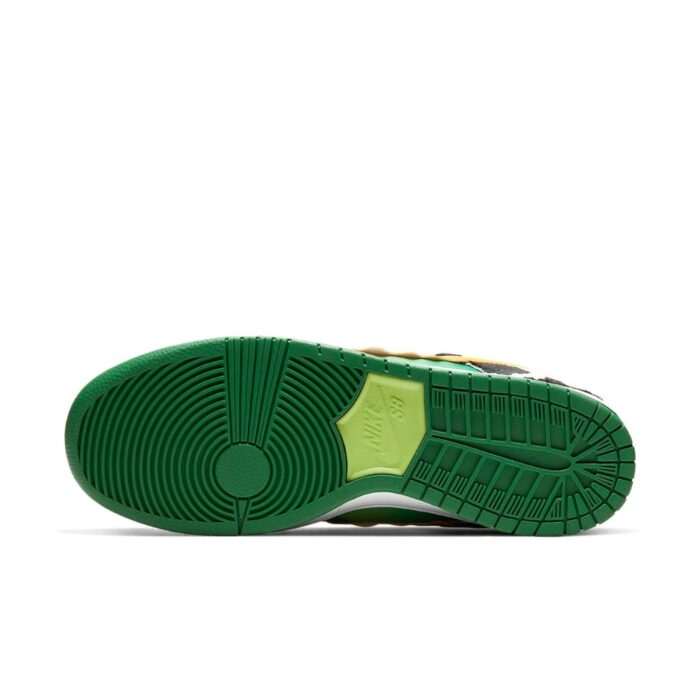 NIKE SB DUNK LOW BEN & JERRY'S CHUNKY DUNKY WHITE LAGOON PULSE BLACK UNIVERSITY GOLD CU3244 100 - Image 6