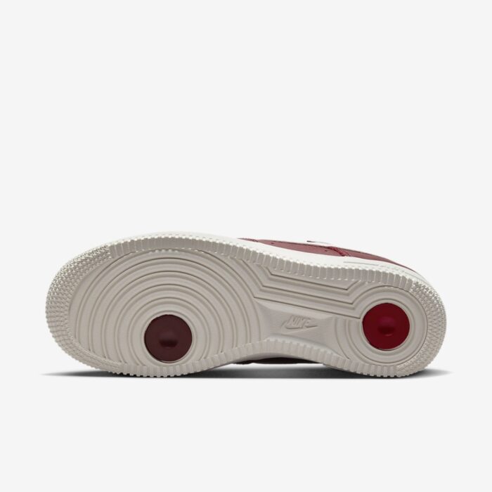 NIKE AIR FORCE 1 LOW 07 PREMIUM HISTORY OF LOGOS TEAM RED DZ5616 600 - Image 6