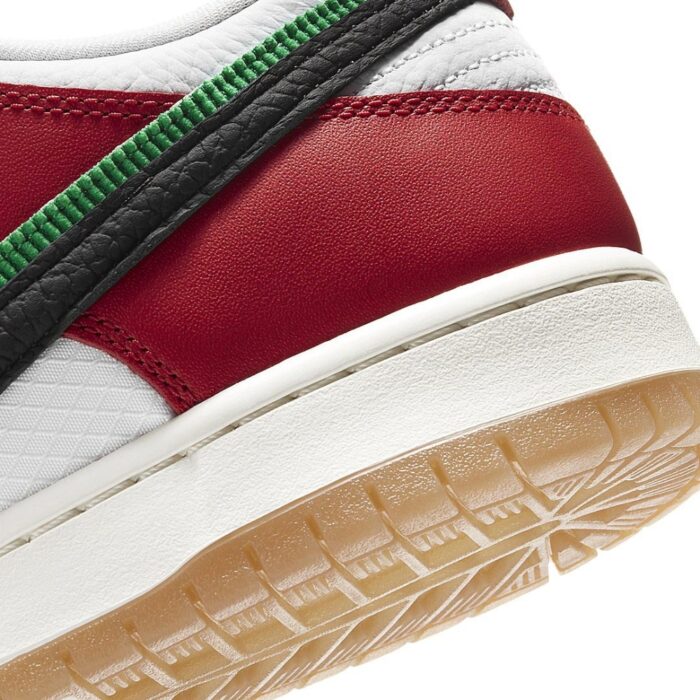 NIKE SB DUNK LOW FRAME SKATE CHILE RED WHITE LUCKY GREEN BLACK CT2550 600 - Image 8