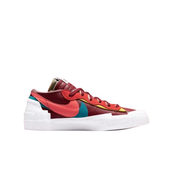 NIKE SACAI X KAWS X BLAZER LOW TEAM RED DM7901 600 - Image 3