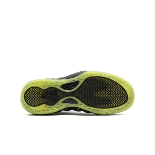 NIKE AIR FOAMPOSITE ONE PARANORMAN BLACK GREEN 579771 003 - Image 4