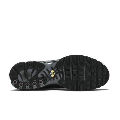 NIKE AIR MAX PLUS LA REQUIN BLACK BV7826 001 - Image 4