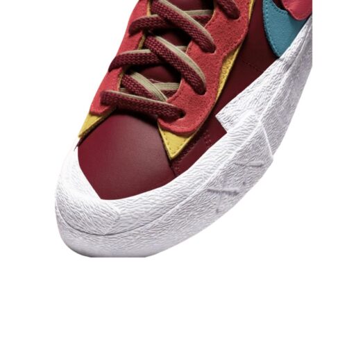 NIKE SACAI X KAWS X BLAZER LOW TEAM RED DM7901 600 - Image 10