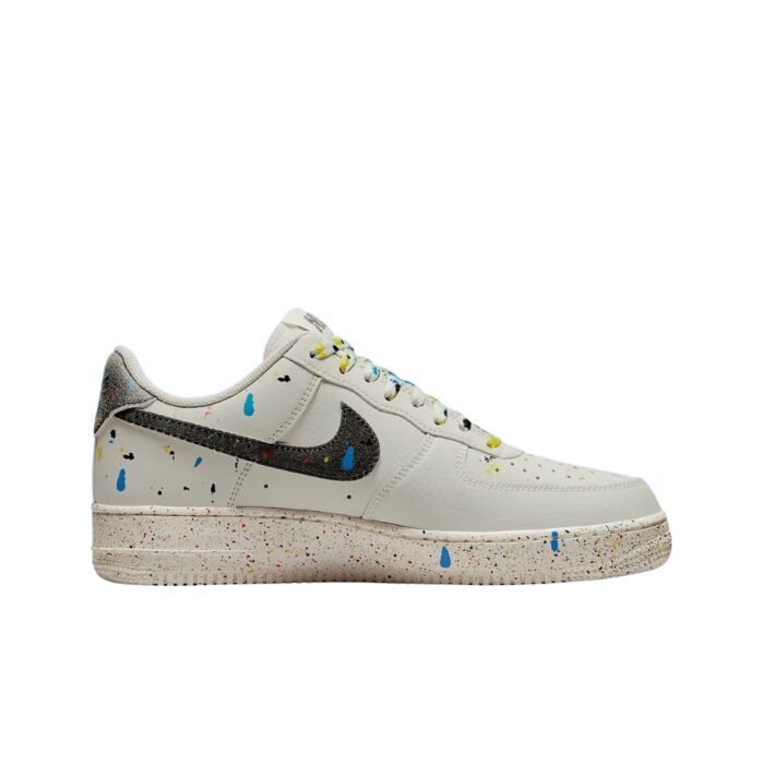 NIKE AIR FORCE 1 LOW PAINT SPLATTER LIGHT BONE BLACK SAIL CZ0339 001 - Image 2
