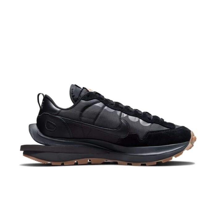 NIKE X VAPORWAFFLE SACAI BLACK GUM DD1875 001 - Image 2