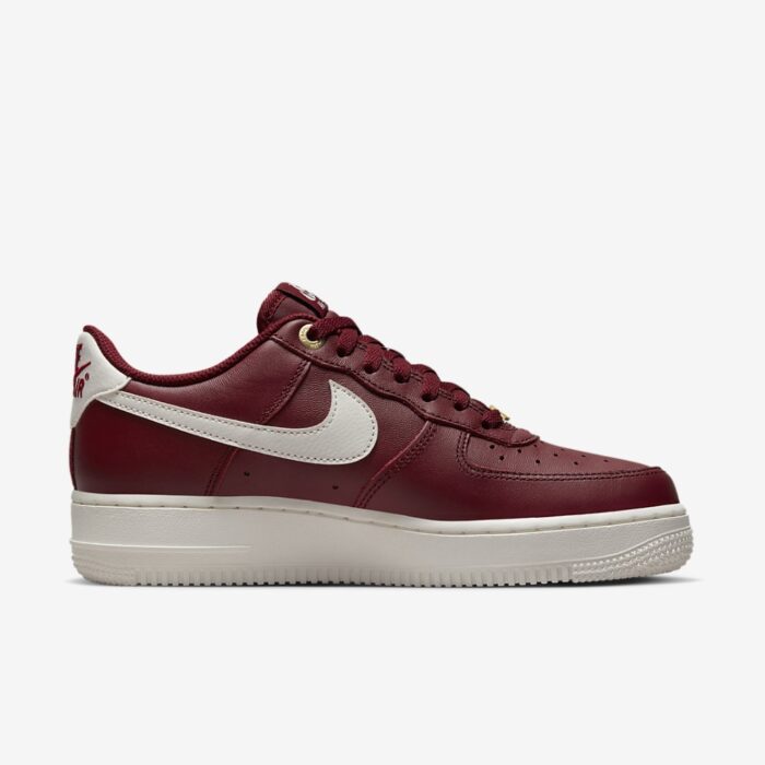 NIKE AIR FORCE 1 LOW 07 PREMIUM HISTORY OF LOGOS TEAM RED DZ5616 600 - Image 2