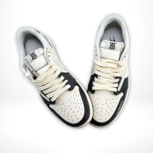 Top-down view of the Air Jordan 1