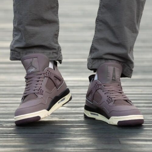 On-foot of the Air Jordan 4