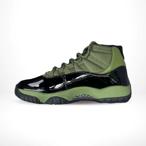 Medial side view of the Air Jordan 11