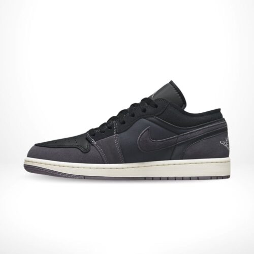 Medial side view of the Air Jordan 1
