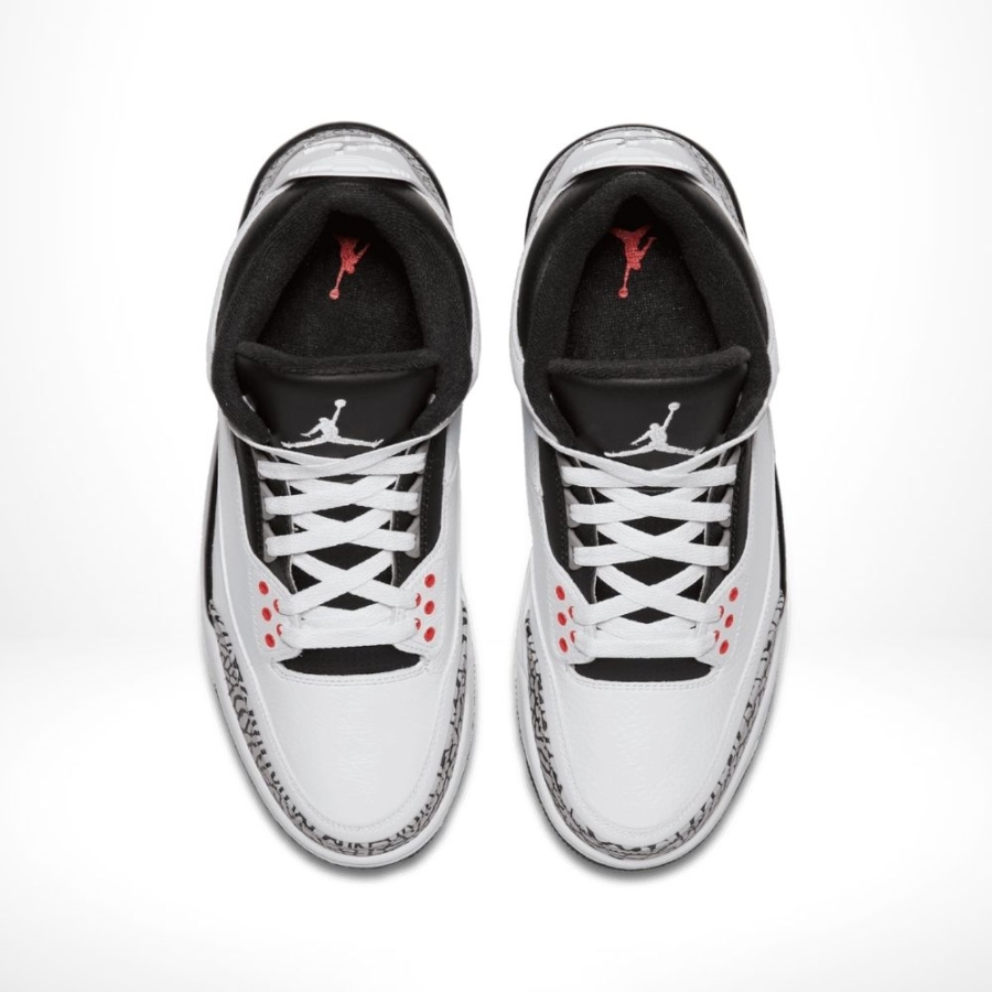 Top-down view of the Air Jordan 3