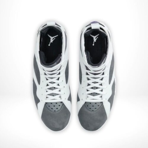 Top-down view of the Air Jordan 7