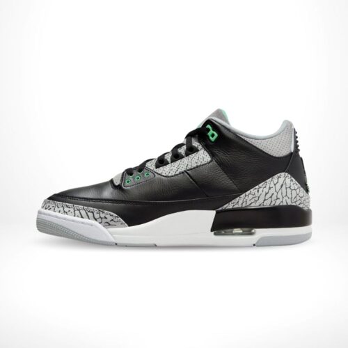 Medial side view of the Air Jordan 3