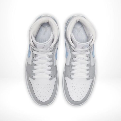 Top-down view of the Air Jordan 1