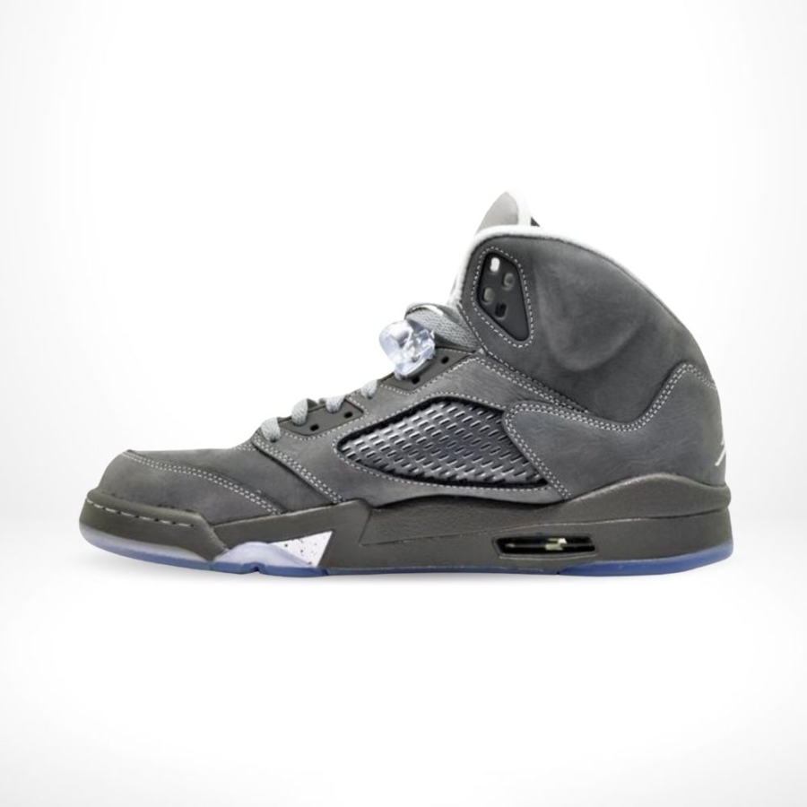 Medial side view of the Air Jordan 5