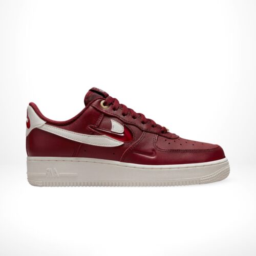 Side view of the Air Force 1