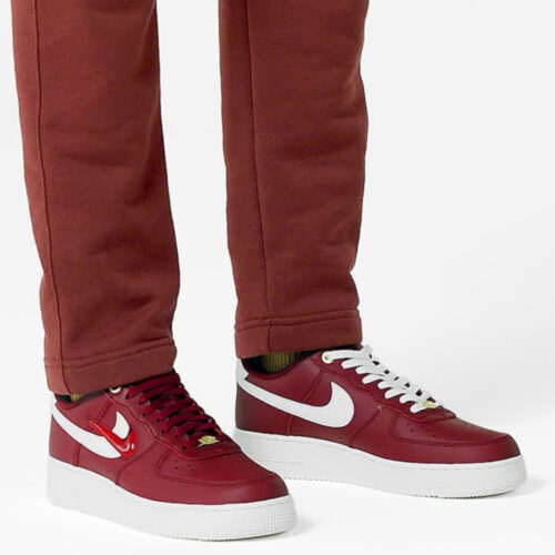 On-foot of the Air Force 1