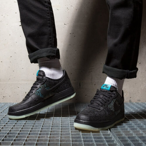 On-foot of the Air Force 1